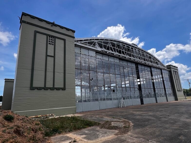 Primary Photo Of 8100 Airbus Military Dr, Mobile Airplane Hangar For Lease