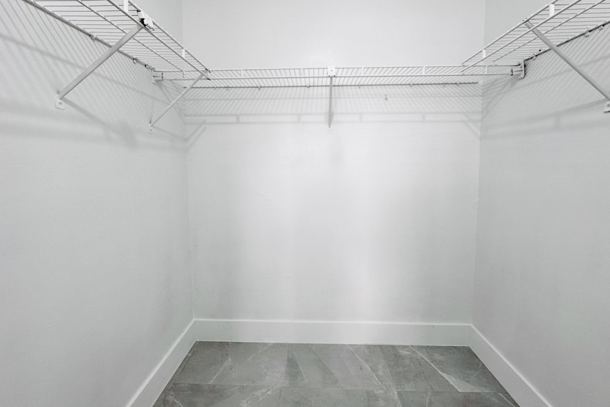 More Photos Of 999 W Prospect Rd, Oakland Park Apartments For Sale