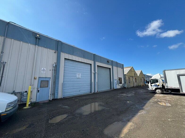 More Photos Of 3329 Enterprise Ave, Hayward Warehouse For Lease