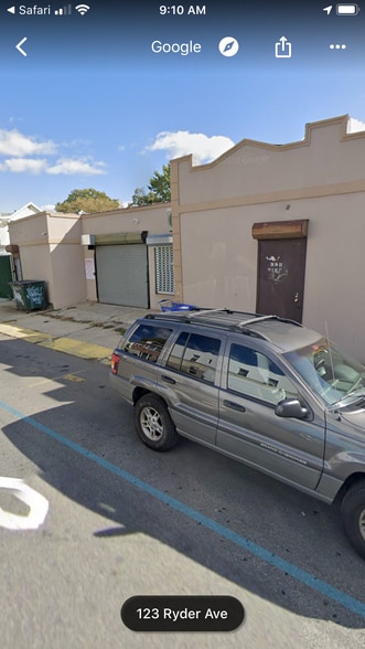 More Photos Of 1661 McDonald Ave, Brooklyn Coworking Space