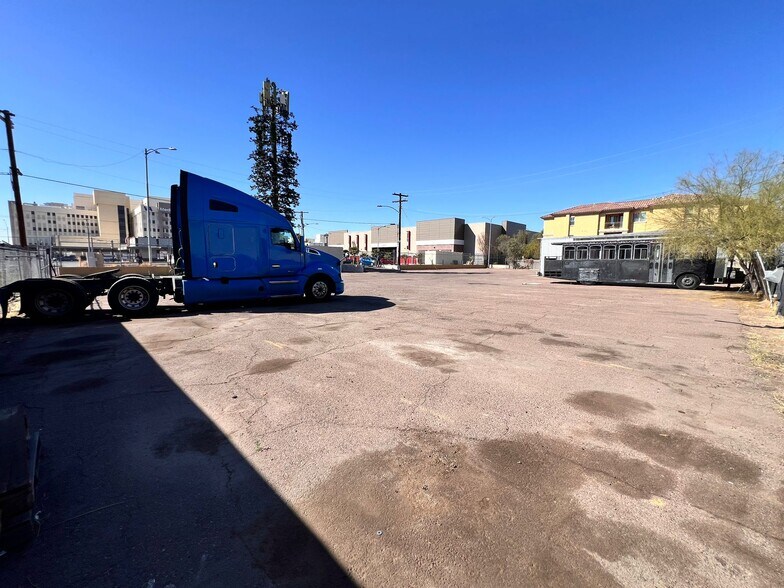 More Photos Of 4145 N. 8th St, Phoenix Land For Lease