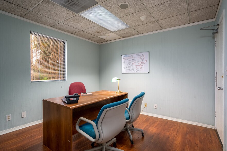 More Photos Of 2700 W 182nd St, Torrance Office For Sale