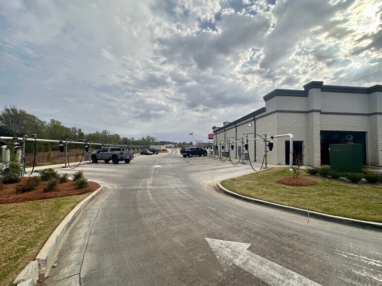 More Photos Of 365 GA Highway 26 E, Cochran Carwash For Sale