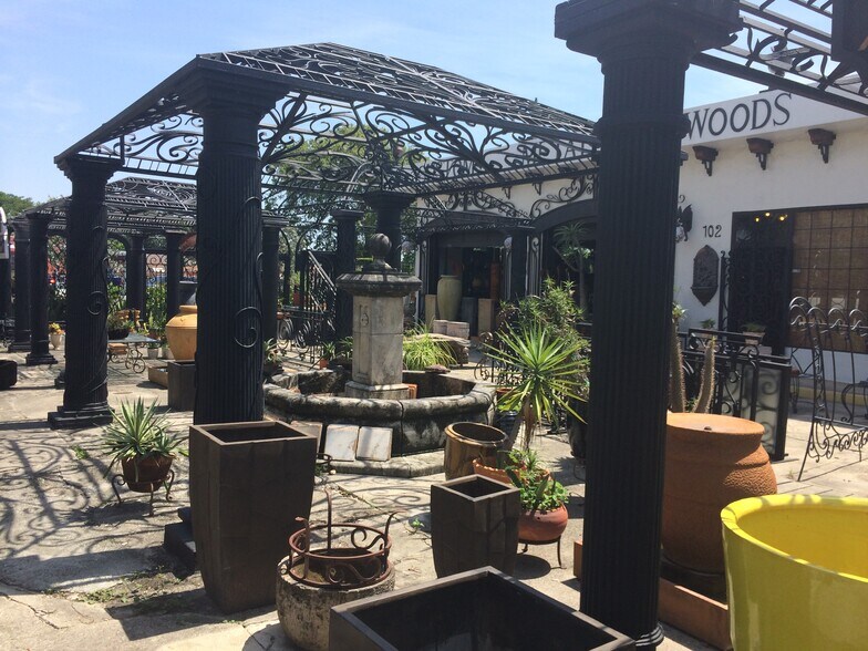 More Photos Of 102 N Federal Hwy, Dania Restaurant For Lease