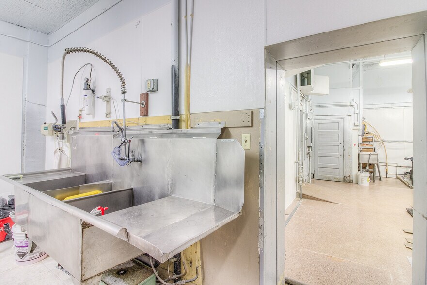 More Photos Of 5 N Front St, Yakima Restaurant For Lease