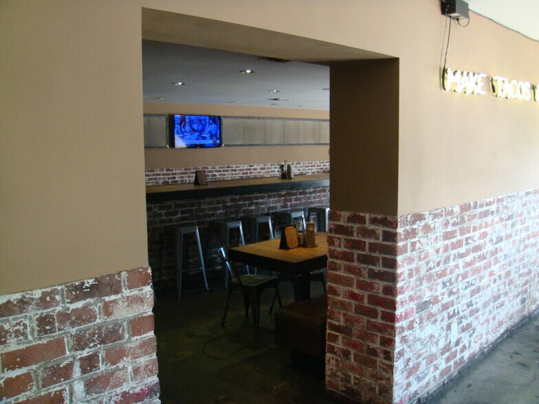 More Photos Of 3129 W Sunset Blvd, Los Angeles Apartments For Lease