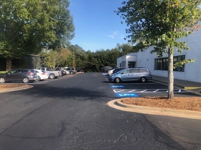 More Photos Of 11005 Alpharetta Hwy, Roswell Freestanding For Sale