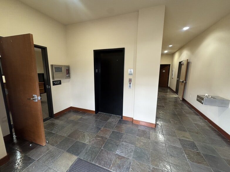 More Photos Of 1245 SW 158th Ave, Beaverton Office For Lease