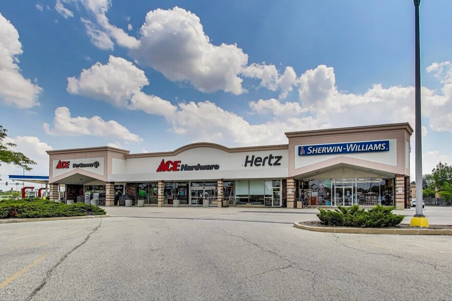 Primary Photo Of 675 W Golf Rd, Hoffman Estates Storefront For Lease