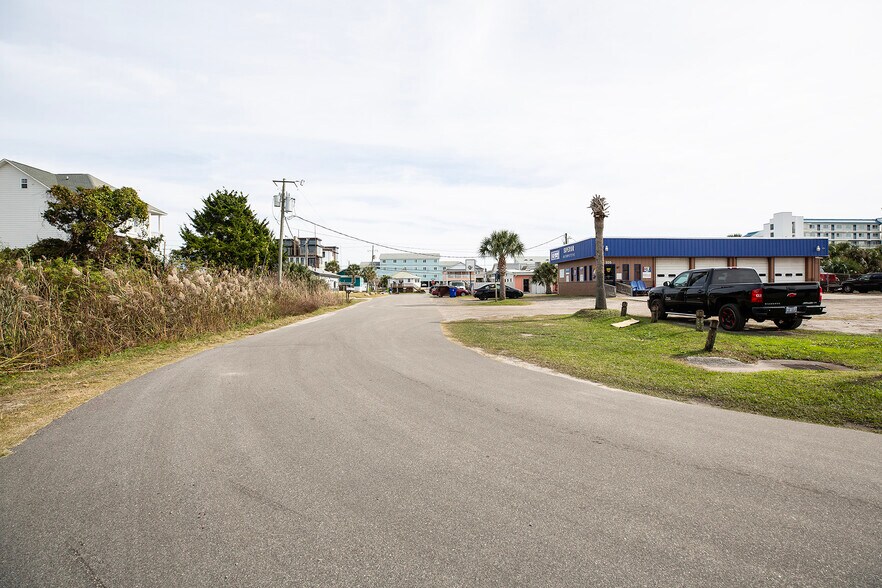 More Photos Of 105-109 Sumter Ave, Carolina Beach Land For Sale