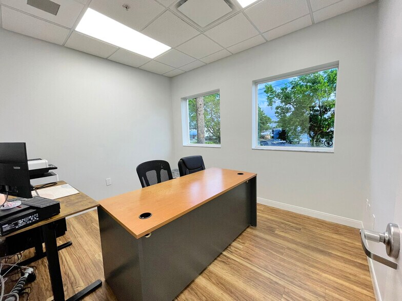 More Photos Of 4176 Mercantile Ave, Naples Distribution For Sale