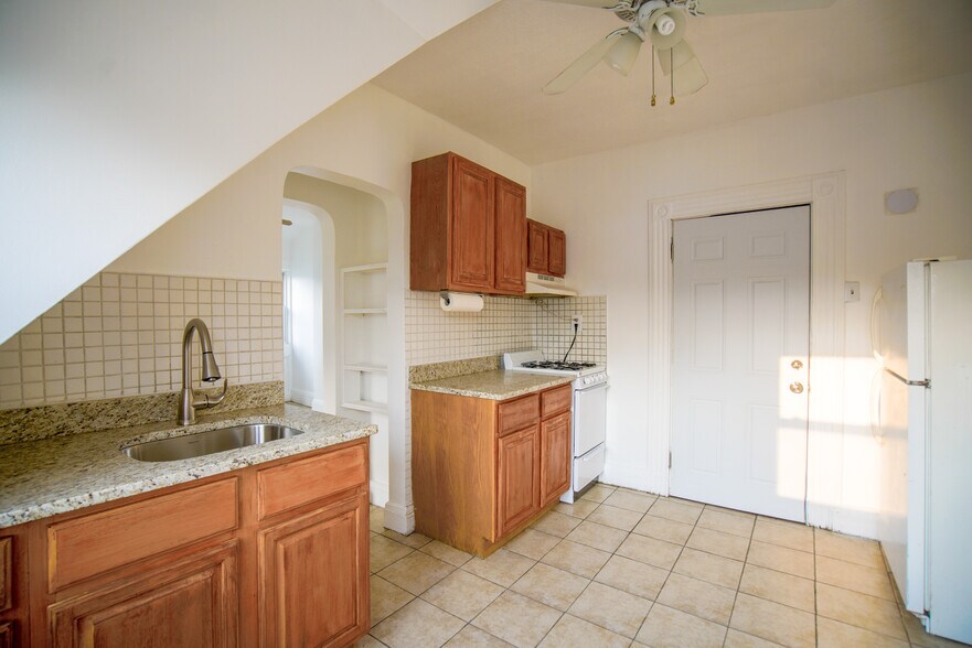 More Photos Of 73 Harrison St, Staten Island Apartments For Sale