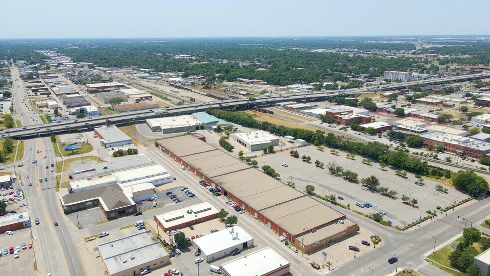 More Photos Of 811 E Waterman St, Wichita Warehouse For Sale