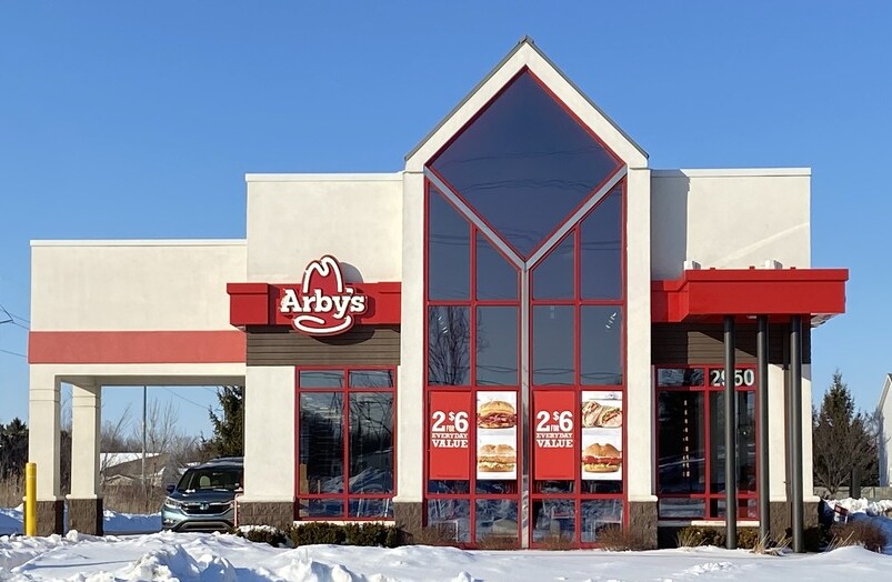Primary Photo Of 2950 Gratiot Blvd, Marysville Fast Food For Sale