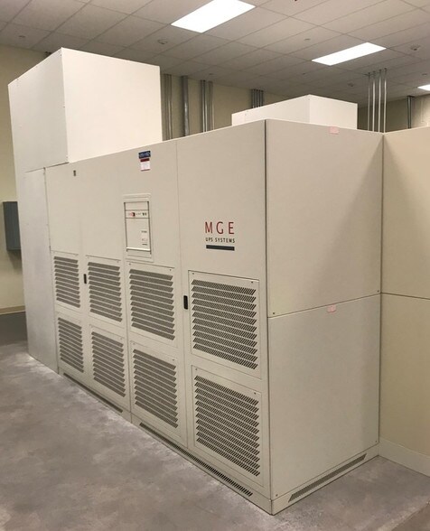 More Photos Of 8701-8799 Brooklyn Blvd, Brooklyn Park Warehouse For Lease