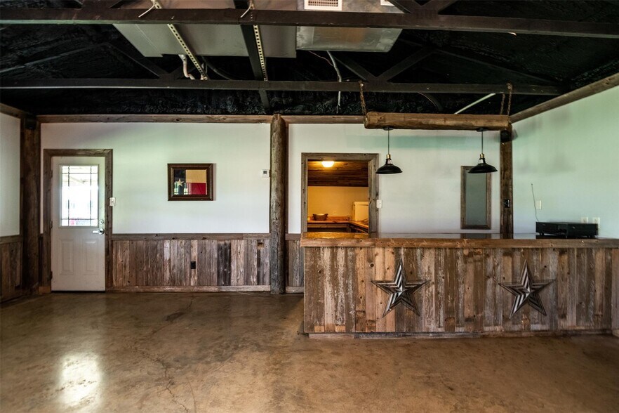 More Photos Of 3921 S Highway 287, Waxahachie Restaurant For Sale