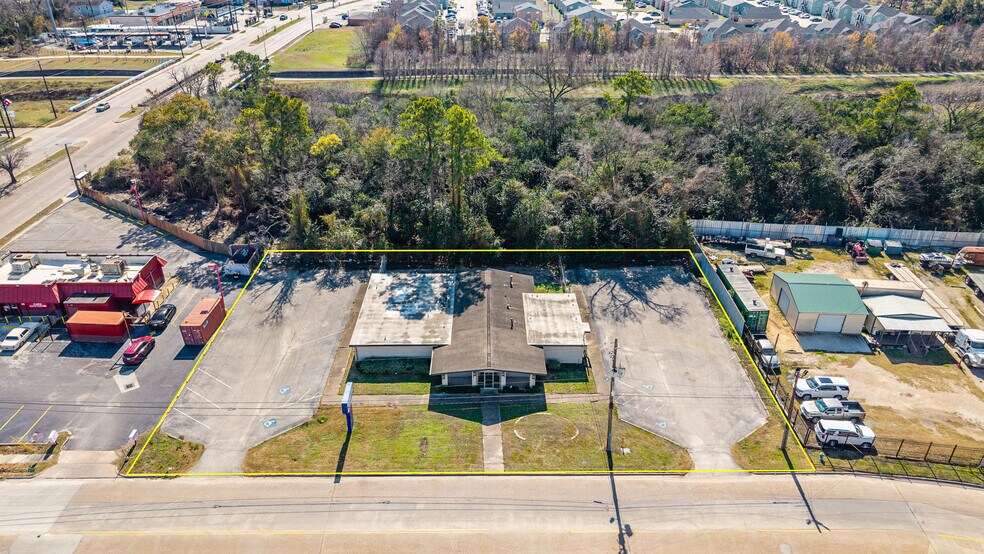 More Photos Of 7030 Bretshire Dr, Houston Medical For Sale