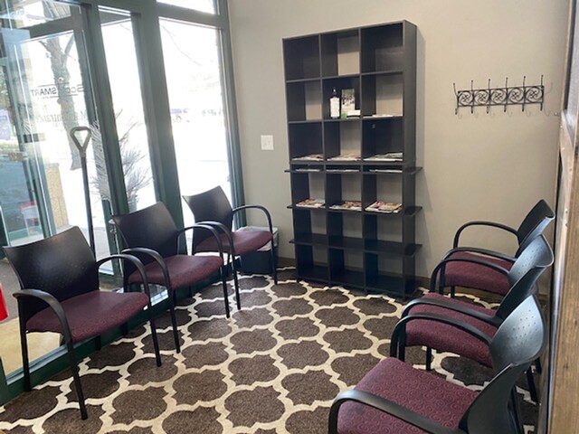 More Photos Of 163 N Broadway, Green Bay Storefront Retail Office For Lease