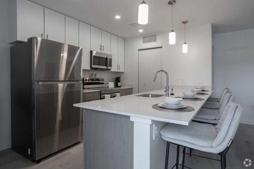 More Photos Of 3800 Park East Dr, Beachwood Apartments For Lease