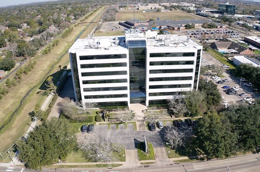 More Photos Of 16055 Space Center Blvd, Houston Office For Lease