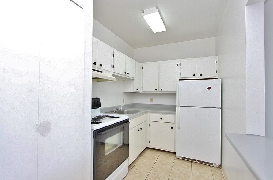 More Photos Of 636 E John St, Little Falls Apartments For Sale