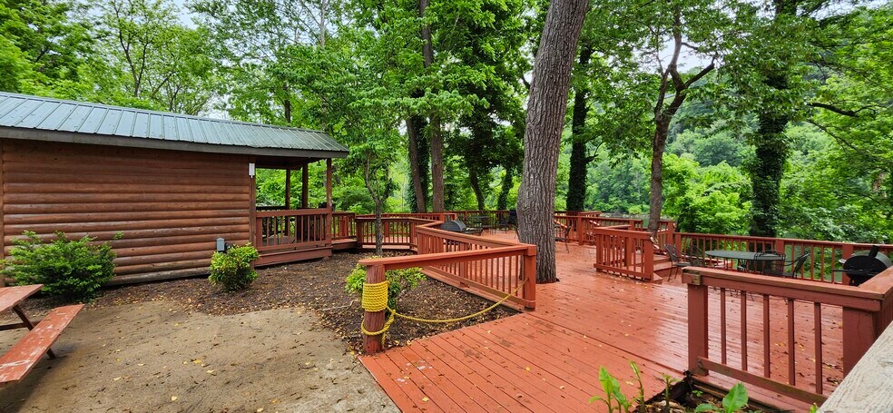 More Photos Of 469 River Rd, Lakeview Trailer Camper Park For Sale