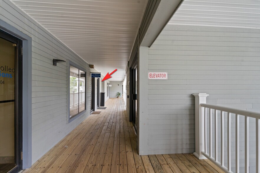 More Photos Of 1050 Main St, East Greenwich Office For Sale