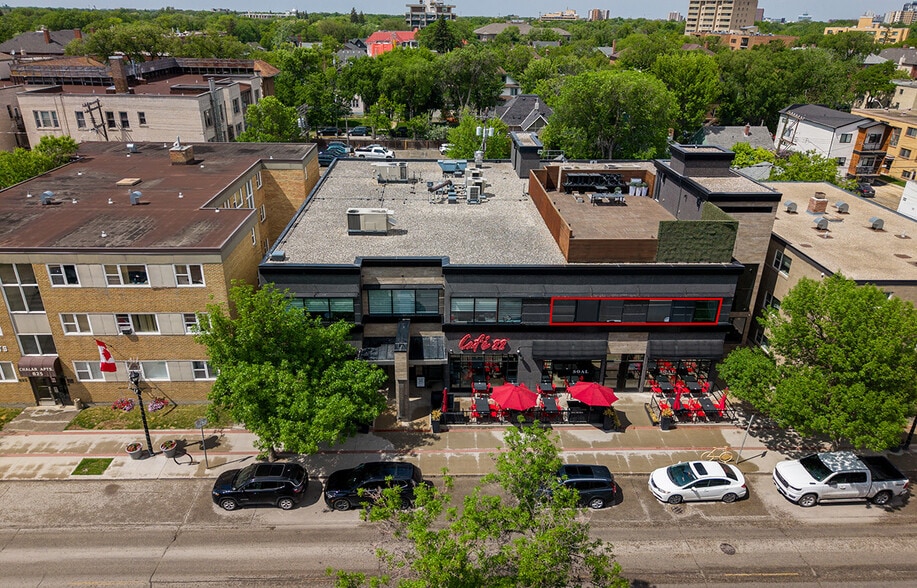 More Photos Of 823 Corydon Ave, Winnipeg Office For Lease