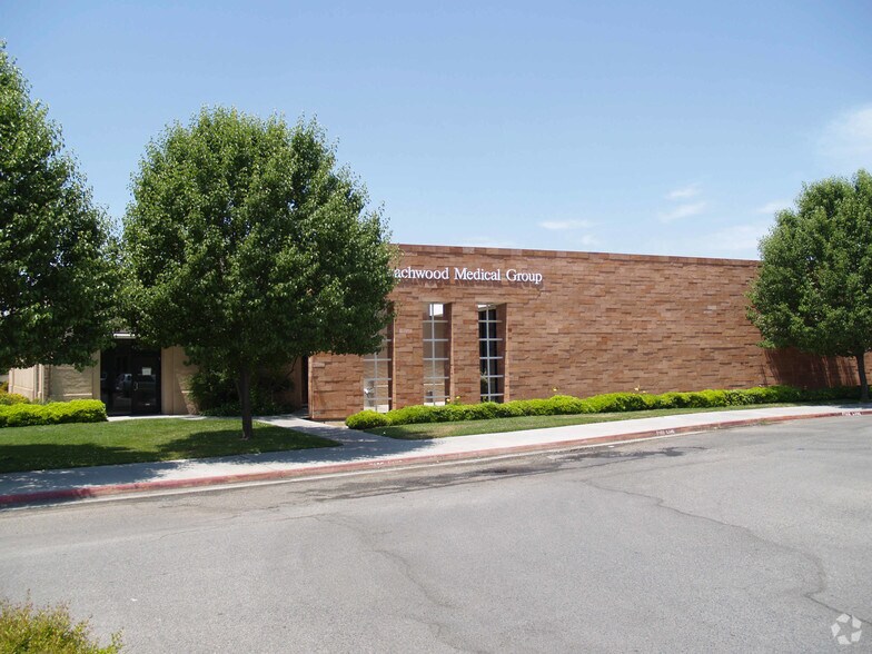 More Photos Of 275 W Herndon Ave, Clovis Medical For Lease