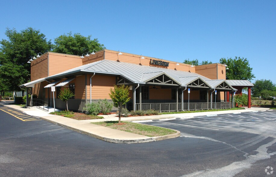 More Photos Of 3700 Lake Emma Rd, Lake Mary Restaurant For Lease