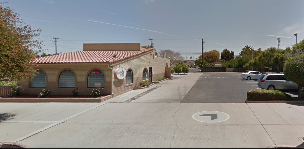 More Photos Of 426 N H St, Lompoc Fast Food For Lease