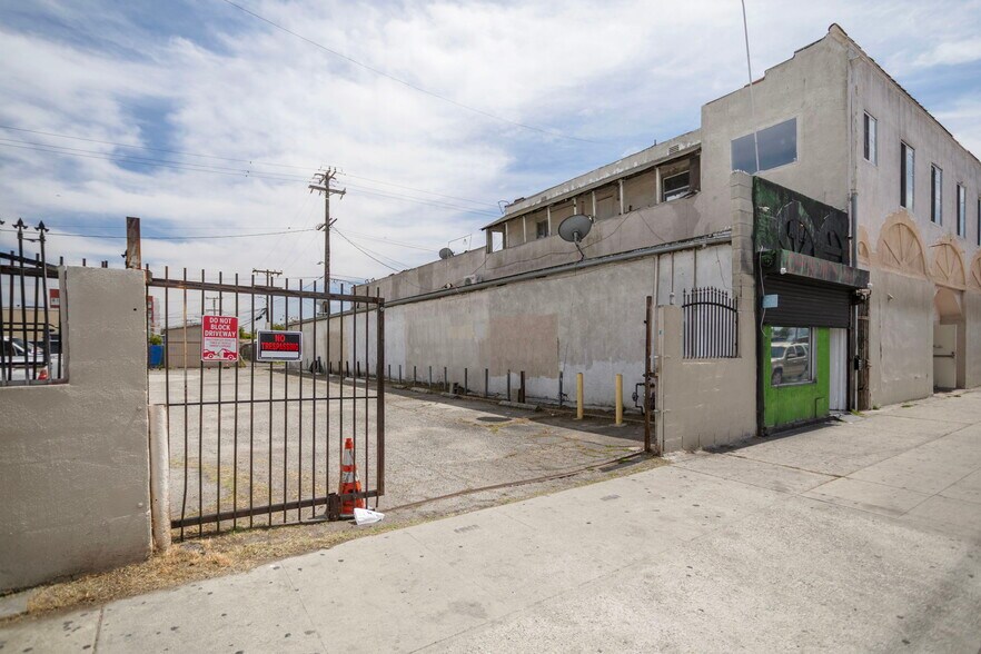 More Photos Of 7916 S Central Ave, Los Angeles Storefront For Sale