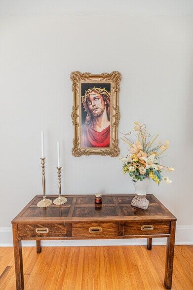 More Photos Of 211 Main st, Broadway Religious Facility For Sale
