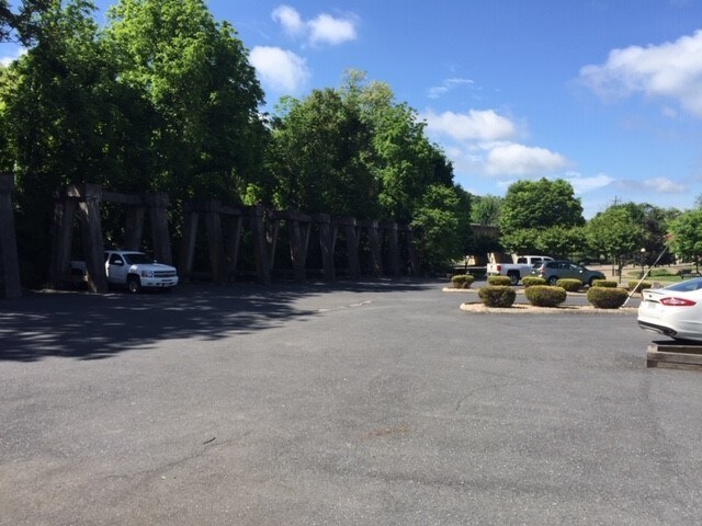 More Photos Of 50 Middlebrook Ave, Staunton Storefront For Sale