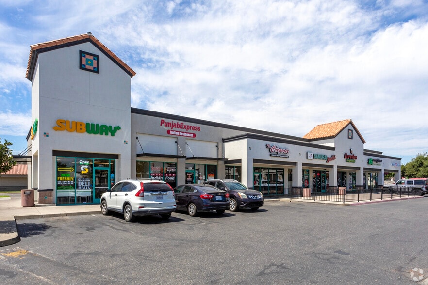 More Photos Of 1645 Countryside Dr, Turlock Unknown For Lease