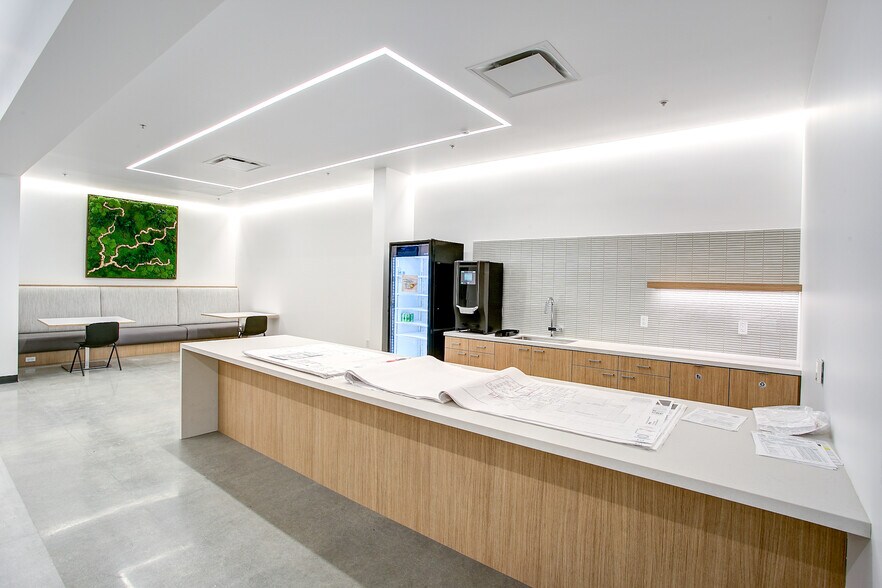 More Photos Of 3151 Zanker Rd, San Jose Research And Development For Lease