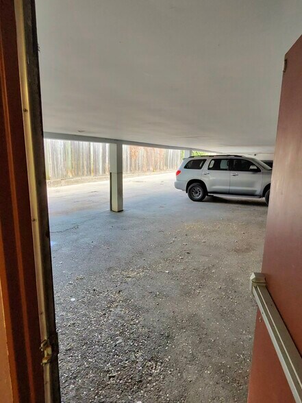 More Photos Of 261-301 Port Union Rd, Toronto Storefront For Lease