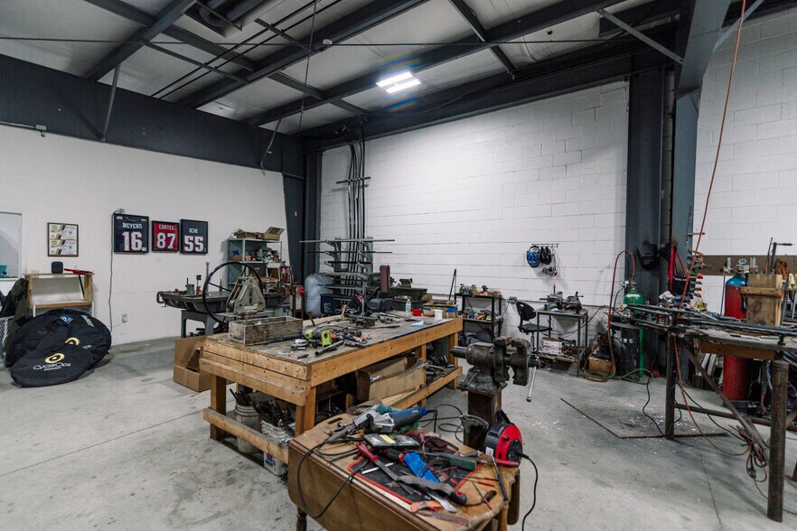 More Photos Of 4 Wilder Dr, Plaistow Warehouse For Sale