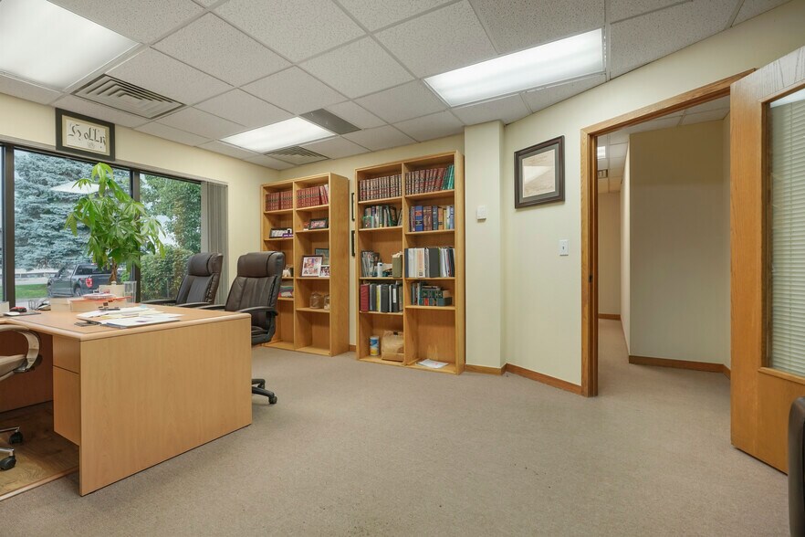 More Photos Of 5400 Ward Rd, Arvada Medical For Lease