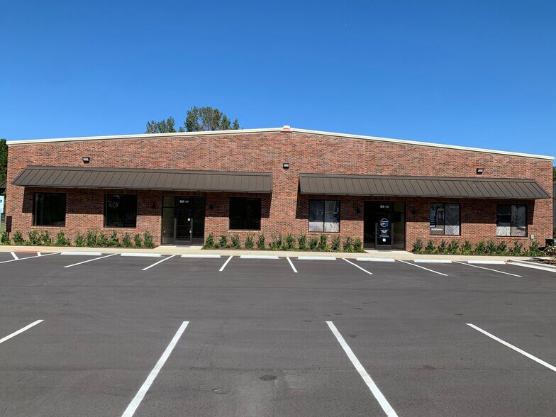 Primary Photo Of 3217 Pennington Drive, Wilmington Flex For Lease