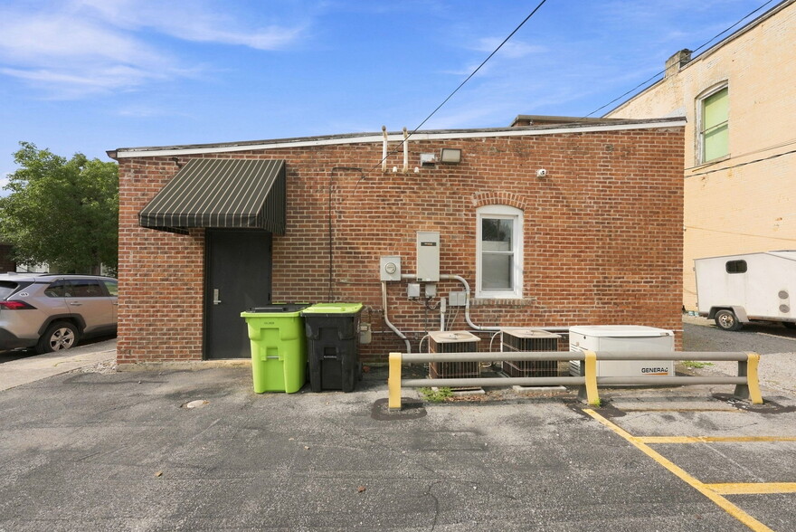 More Photos Of 197 E Morse St, Markle Office For Sale