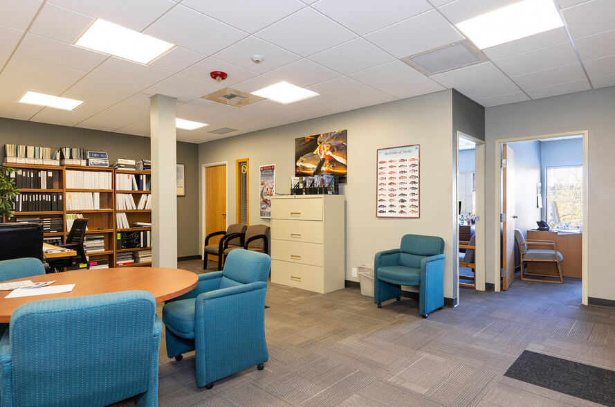 More Photos Of 4241 21st Ave W, Seattle Office For Sale
