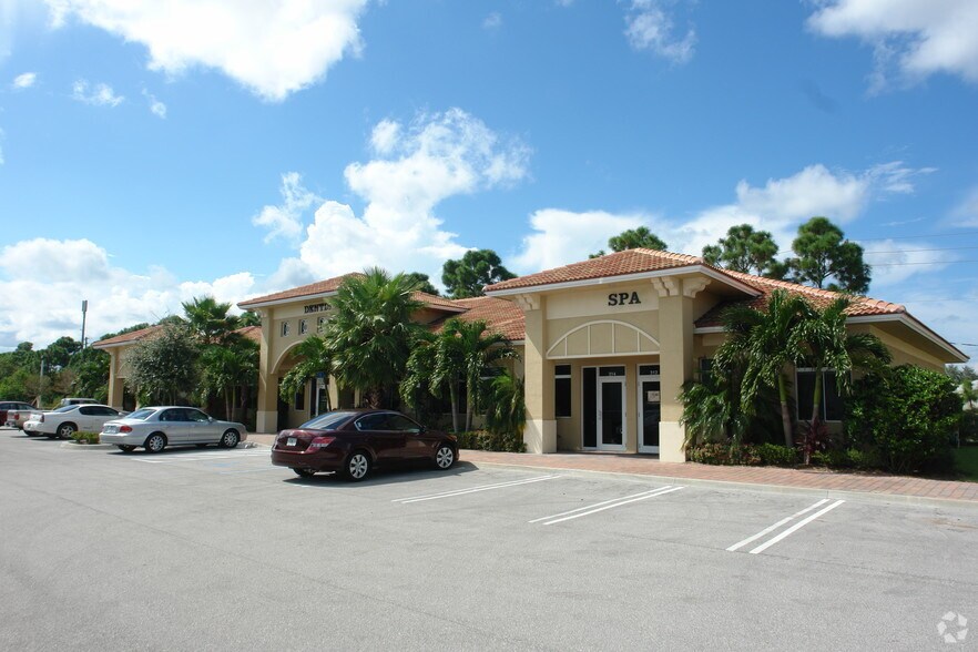 More Photos Of 300-322 NW Bethany Dr, Port Saint Lucie Medical For Lease