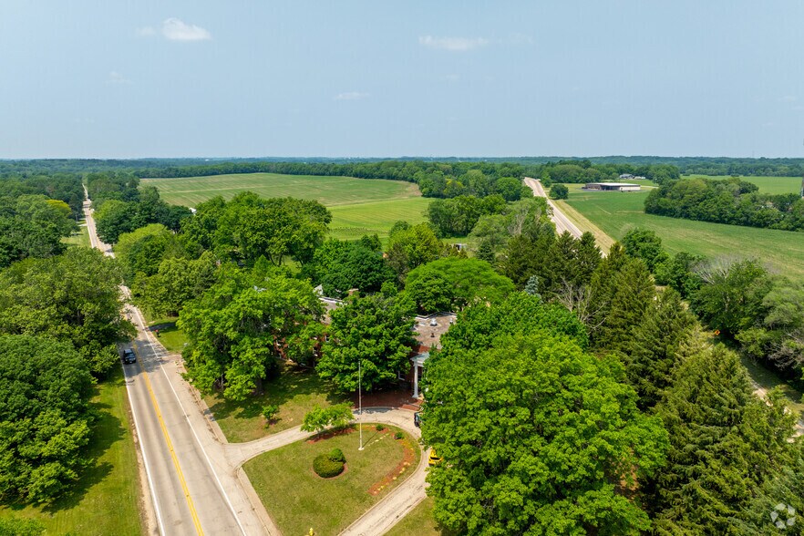 More Photos Of 4149 Safford Rd, Rockford Specialty For Sale