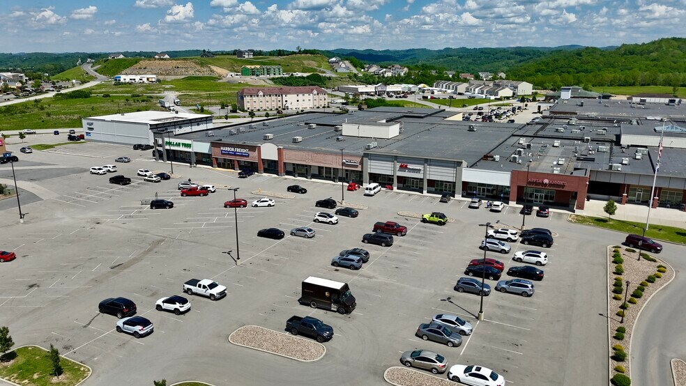 More Photos Of 2600 Middletown Commons, White Hall Unknown For Lease