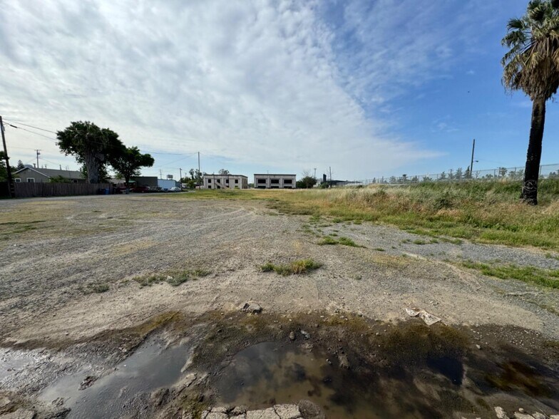 More Photos Of 13th @ Walnut Street, Marysville Land For Sale
