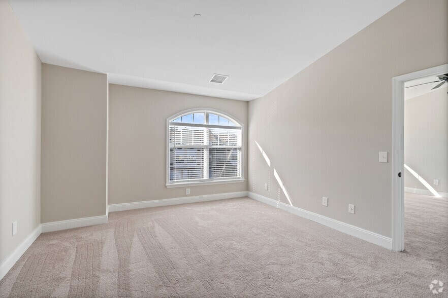 More Photos Of 555 Andorra Glen Ct, Lafayette Hill Apartments For Lease