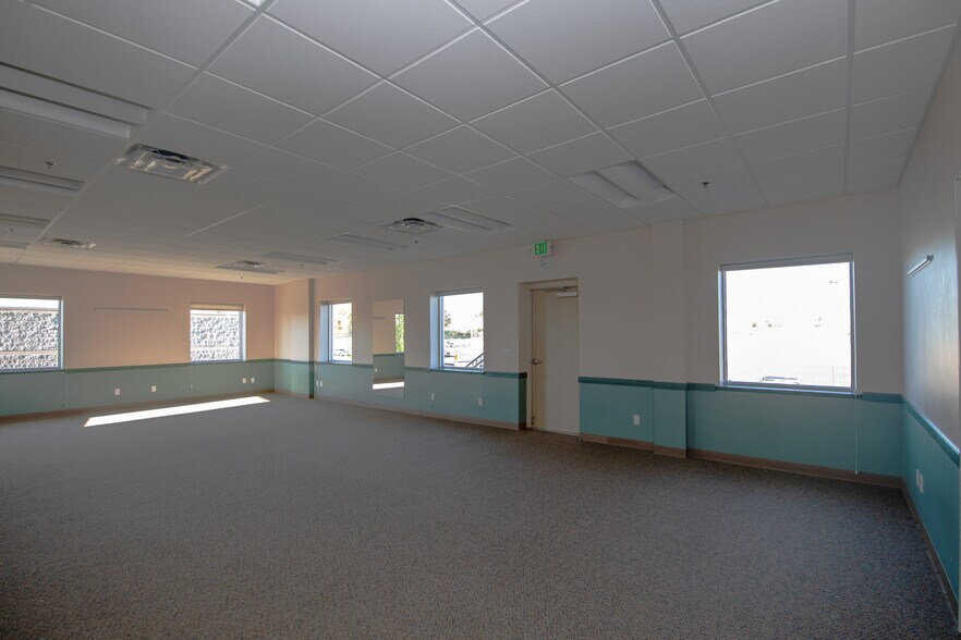 More Photos Of 5055 Chaparral Ct, Boulder Flex For Sale