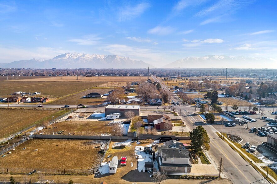 More Photos Of 2016 W 2300 N, Clinton Land For Sale