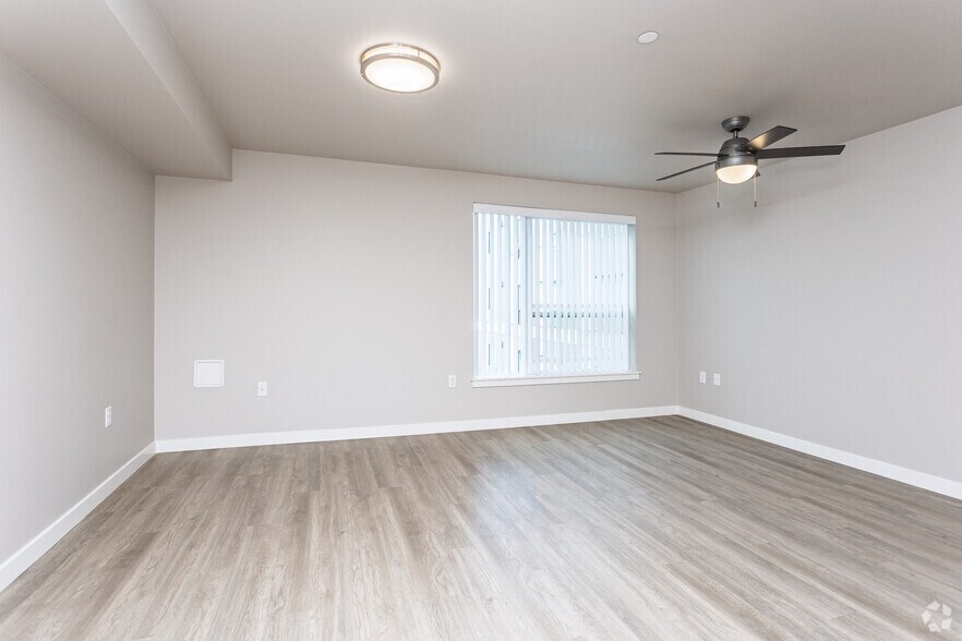More Photos Of 15311 33rd Ave S, Seatac Apartments For Lease